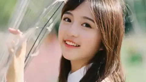 裘千尺扮演者