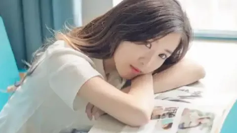 工作人员偷黄金
