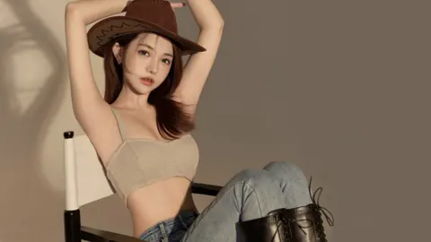 男子怒砸车窗获刑