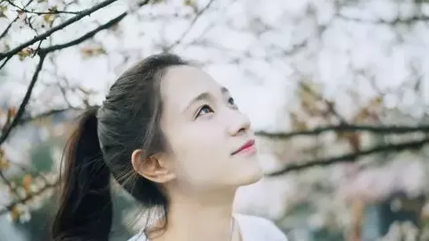 保洁坠入污水池