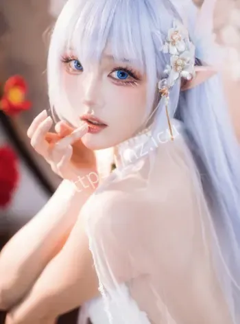 黑蜻蜓漫展坐腿事件