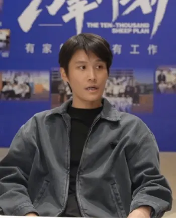 疯狂小杨哥大杨哥