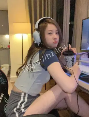 小萱电竞女神