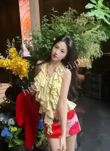 覃瑶瑶金主重金宠爱