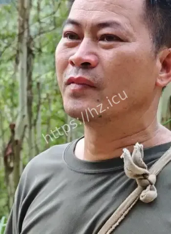 横州滑坡村庄失联