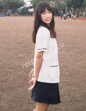 黄晓薇